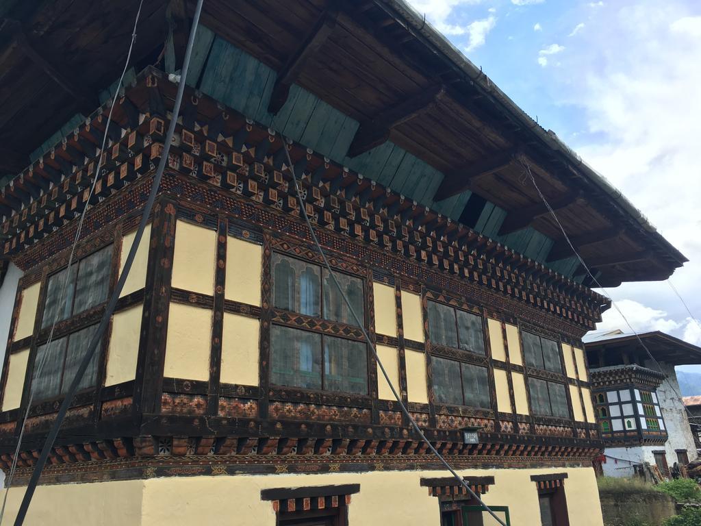 Ama'S Village Lodge Paro Exterior photo