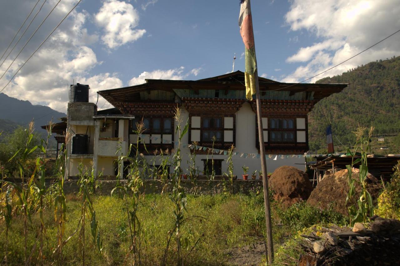 Ama'S Village Lodge Paro Exterior photo